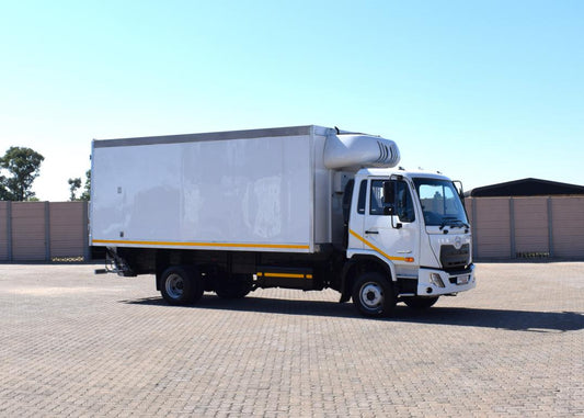 2021 UD KUZER RKE 150 REFRIGERATED BODY & TAIL LIFT