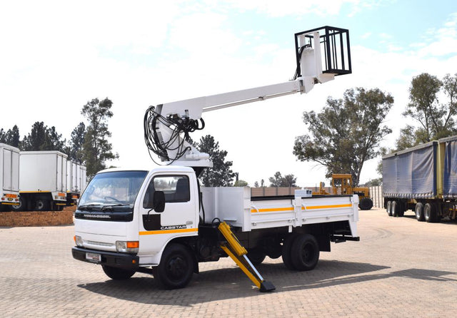 1996 Nissan Cabstar 40 CHERRY PICKER TRUCK