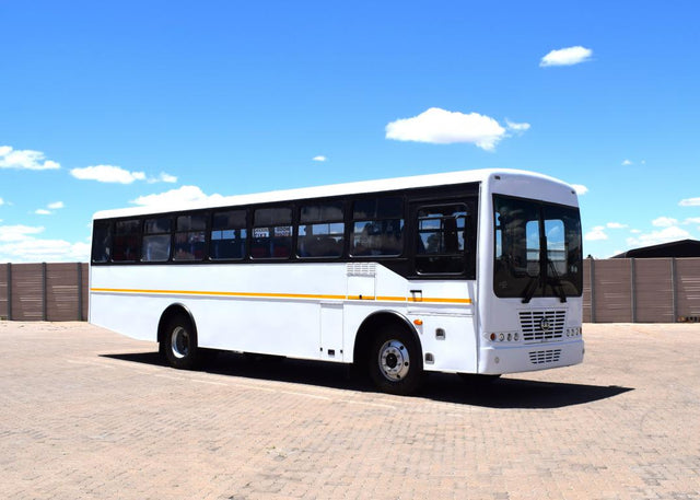 2016 Nissan UD 80D 50-seater bus