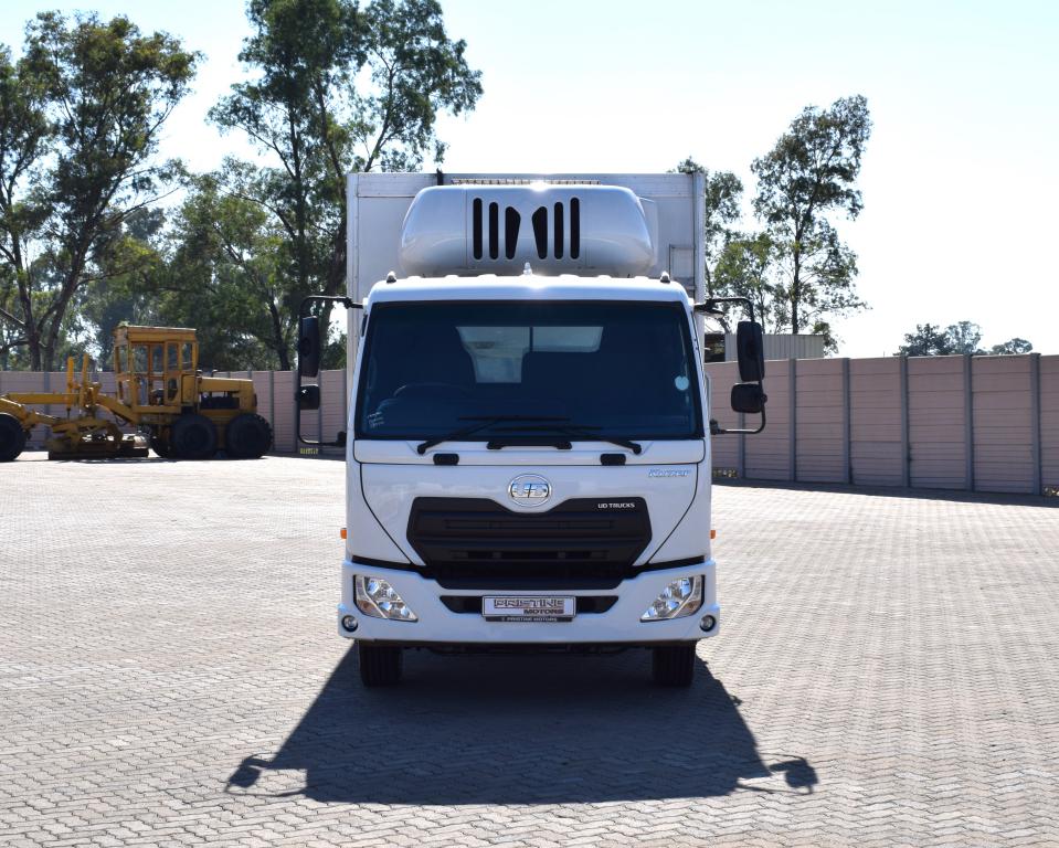 2021 UD KUZER RKE 150 REFRIGERATED BODY & TAIL LIFT