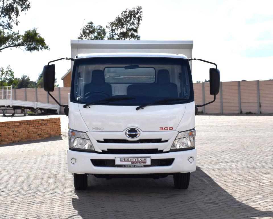 2017 Hino 300 Series 915 LWB (BA3) TIPPER TRUCK