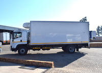 2017 Isuzu FTR 850 Refrigerated Body Truck