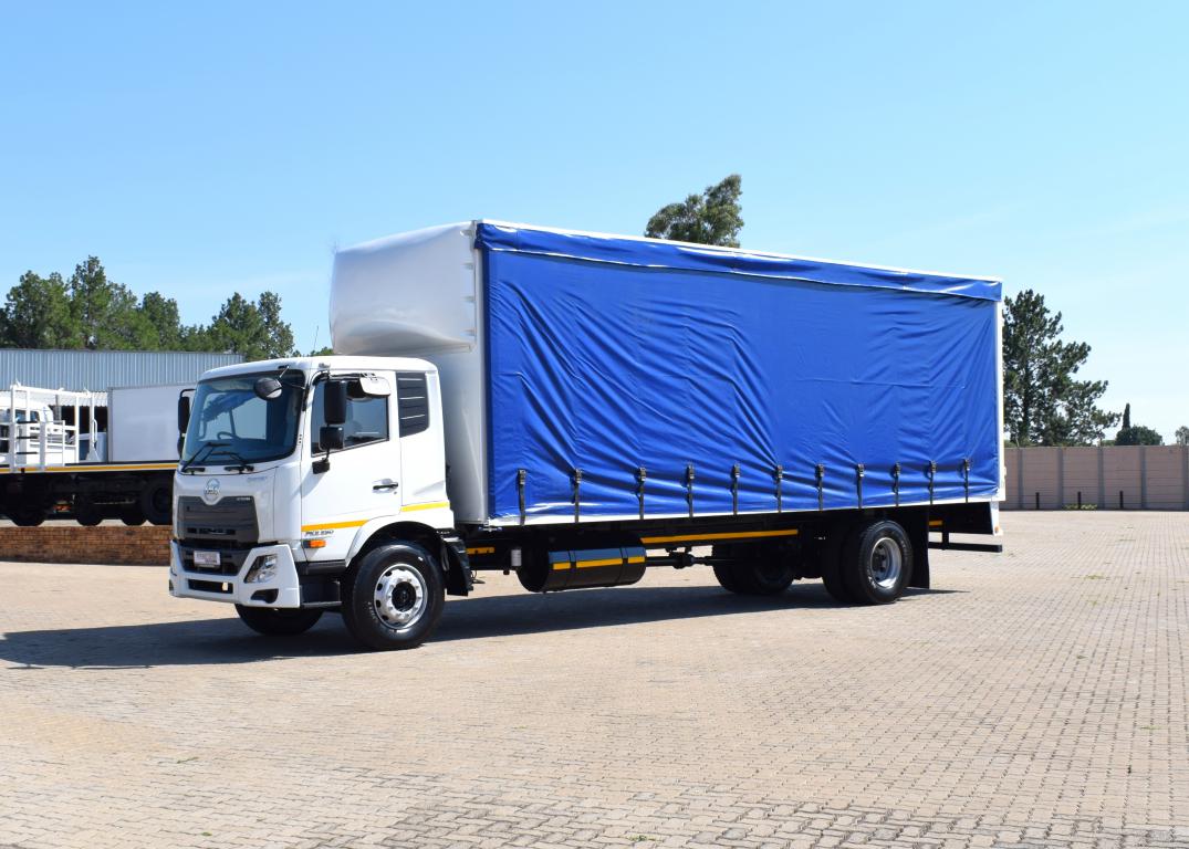 2024 UD CRONER PKE 250 Curtain Side Truck