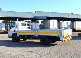 2022 Isuzu NPR 400 DROPSIDE TRUCK