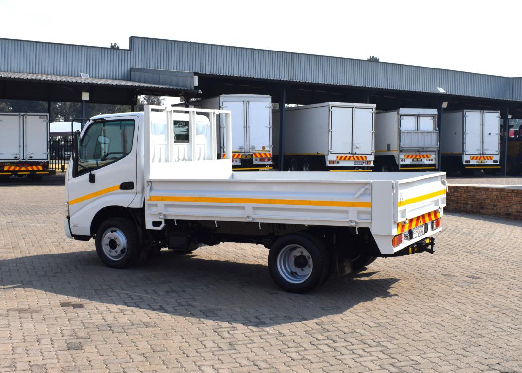2023 Hino 200 310 (FH2) 4X2 DROPSIDE TRUCK