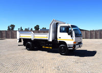 2014 Nissan UD 40 Tipper Truck