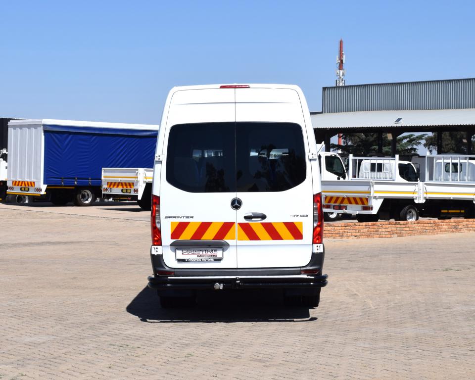 2023 MERCEDES BENZ Sprinter 517 CDi AUTO 23-SEATER