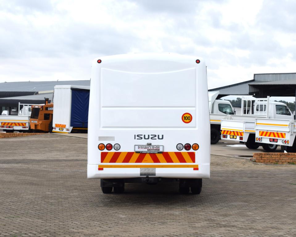 2015 Isuzu NQR 500 36-SEATER BUS