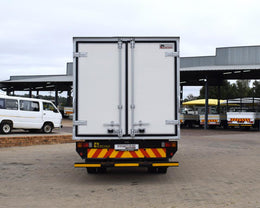 2021 Hino 300 Series 815 LWB (BB3) AUTO VOLUME BODY TRUCK