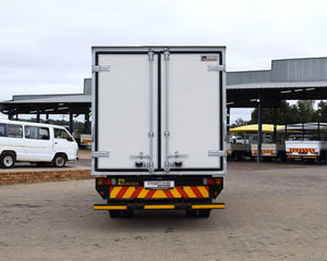 2021 Hino 300 Series 815 LWB (BB3) AUTO VOLUME BODY TRUCK