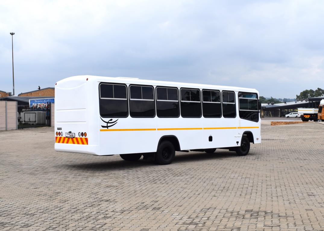 2011 Isuzu NQR 500 36-SEATER BUS