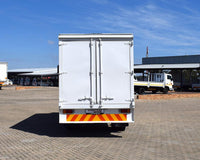 2008 Nissan Cabstar 35 volume body truck