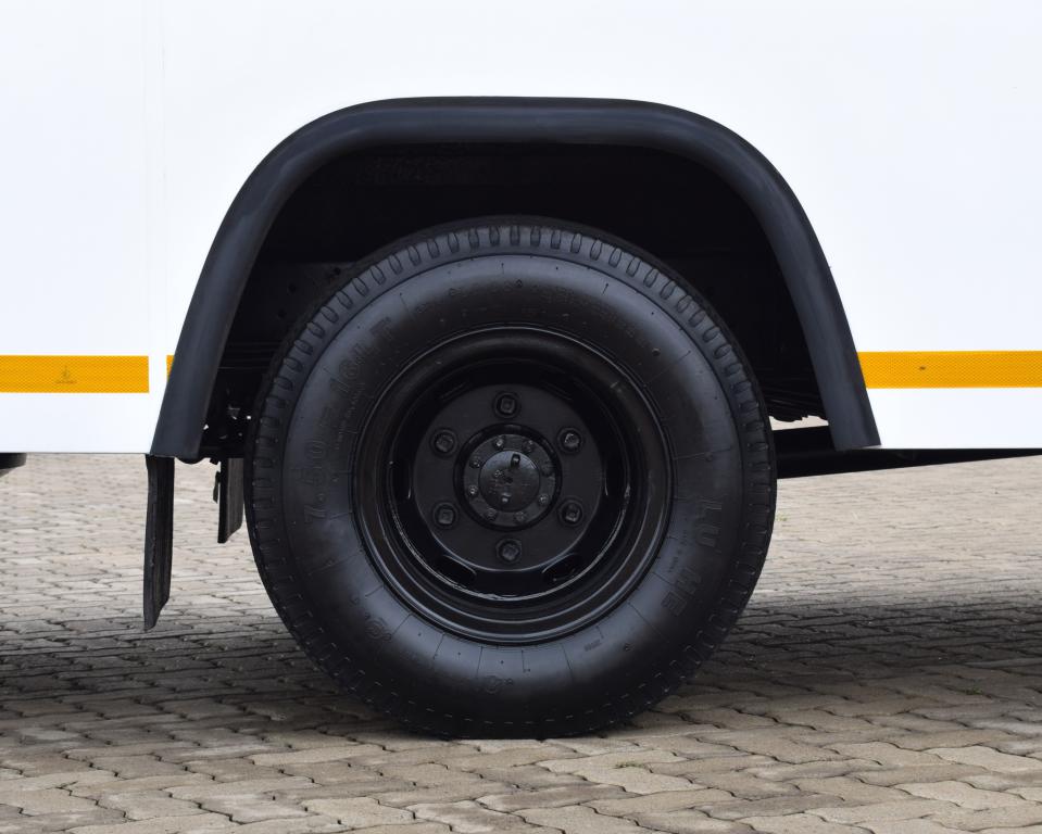 2015 Isuzu NQR 500 36-SEATER BUS