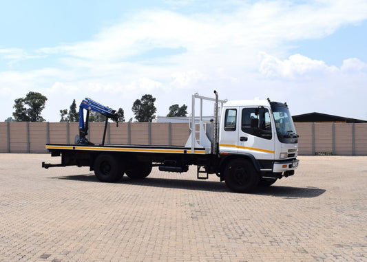 2013 Isuzu FSR 700 CRANE TRUCK