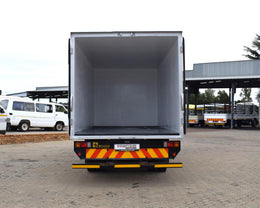 2021 Hino 300 Series 815 LWB (BB3) AUTO VOLUME BODY TRUCK