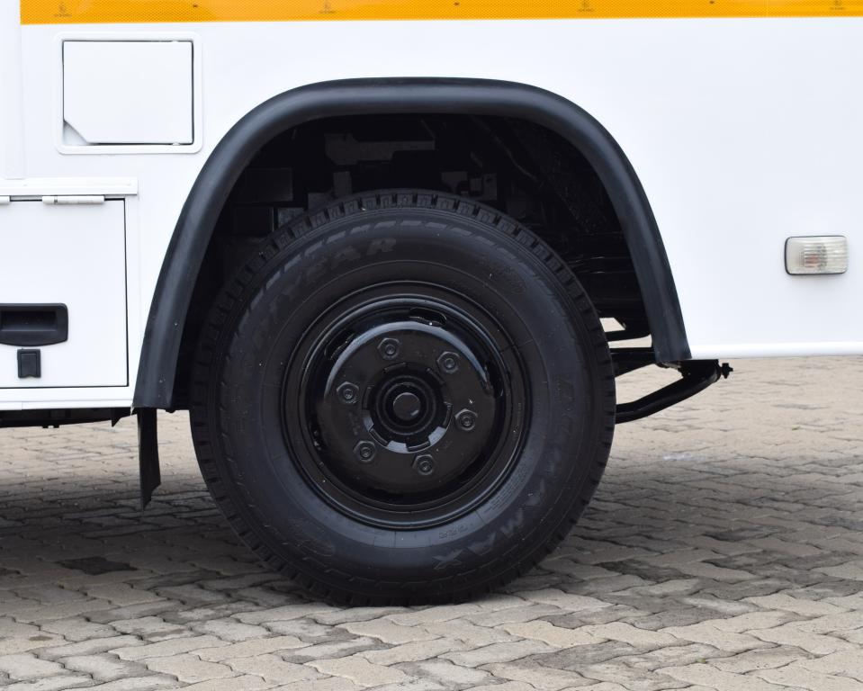 2011 Isuzu NQR 500 36-SEATER BUS