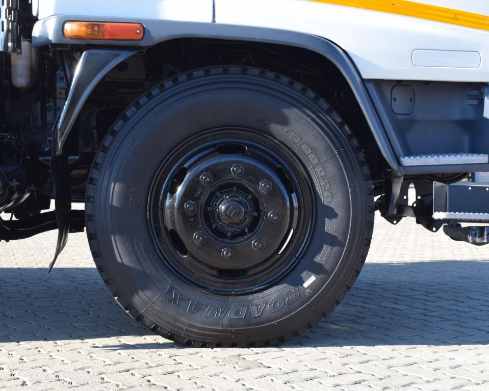 2013 Isuzu FSR 700 CRANE TRUCK