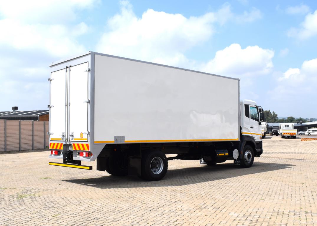 2017 UD QUESTER CKE 280 (E34) Volume Body Truck