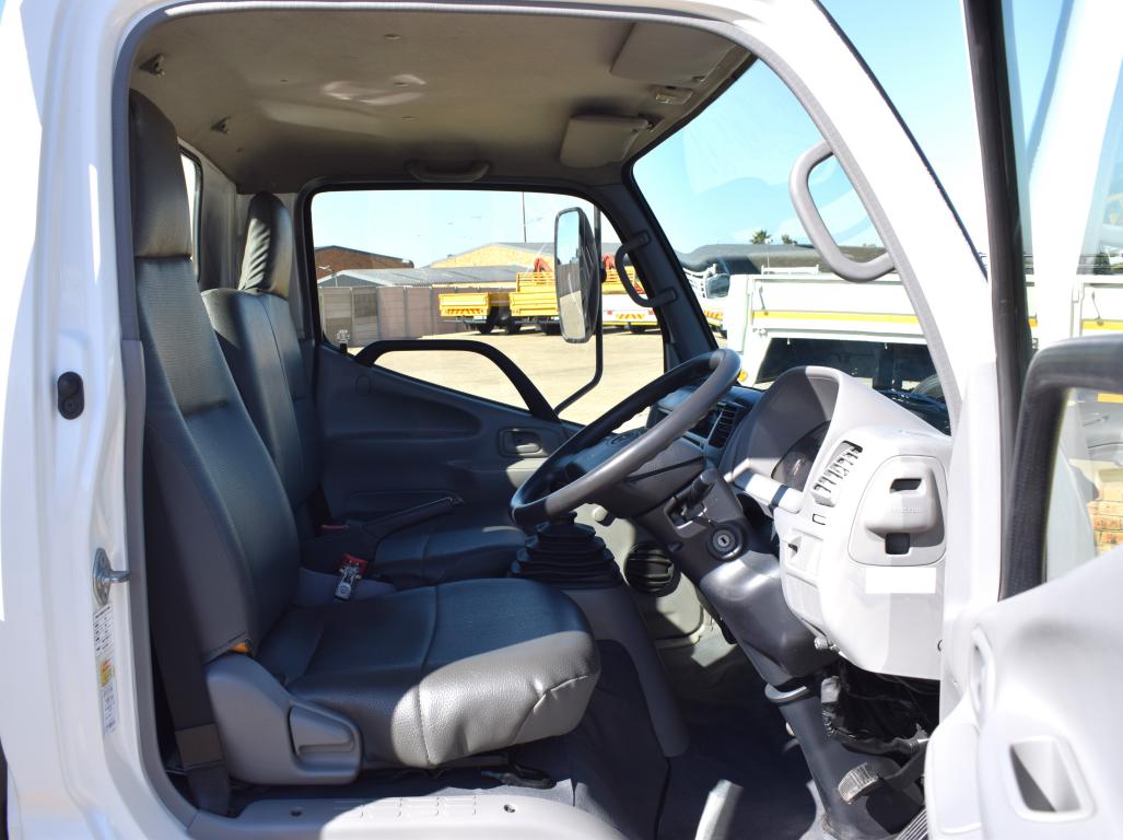2017 Toyota Dyna 4-093 Dropside Driving School Truck