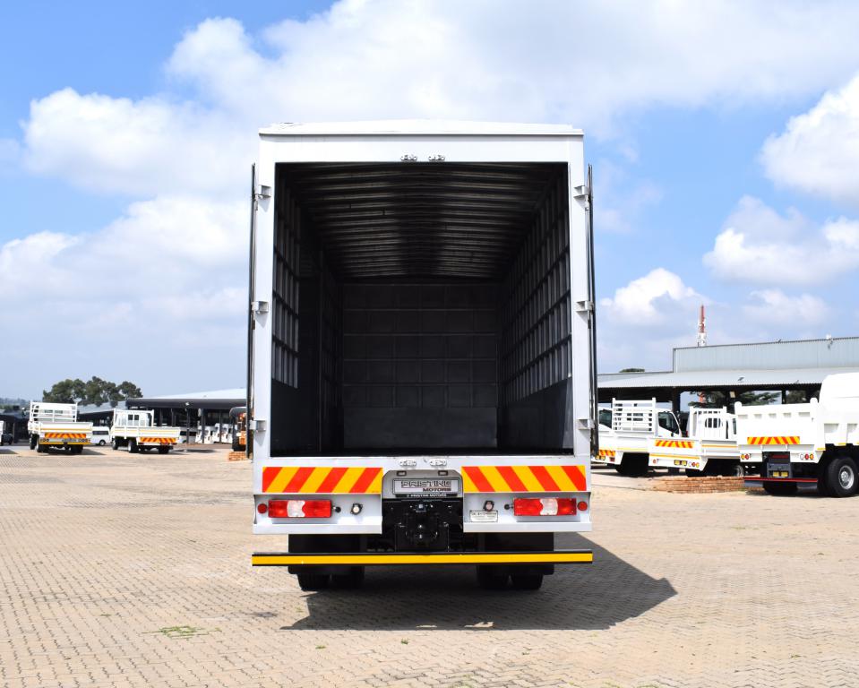 2017 UD QUESTER CKE 280 (E34) Volume Body Truck