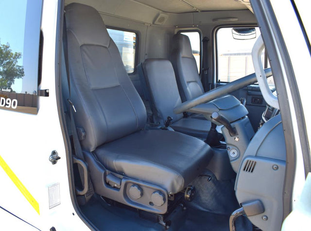 2013 Nissan UD 90B Volume Body Truck