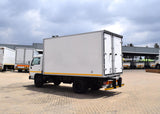 2009 Nissan UD 40 Volume Body Truck