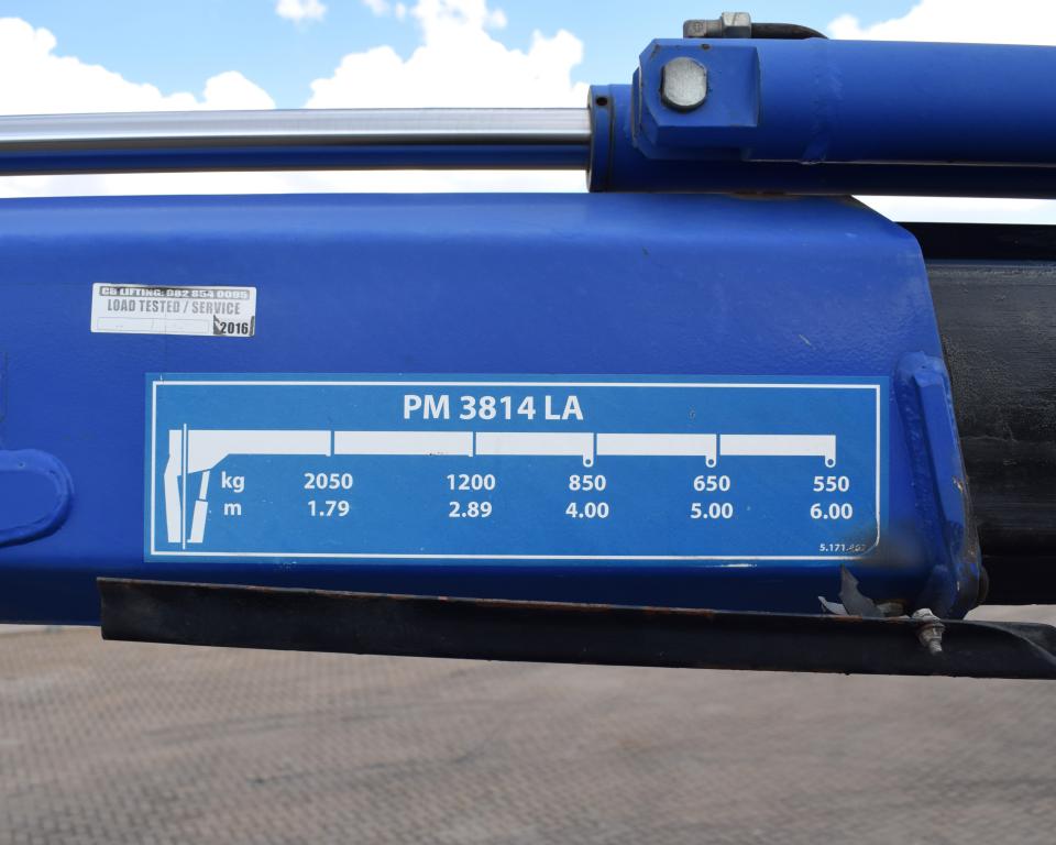 2013 Isuzu FSR 700 CRANE TRUCK