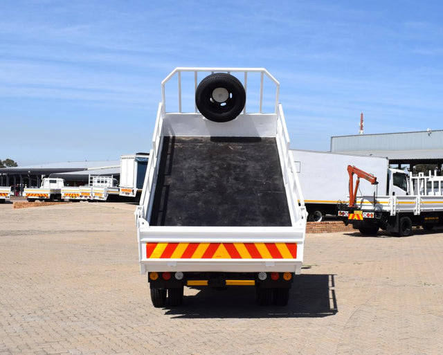 2004 Toyota Dyna 5-104 SWB TIPPER DROPSIDE TRUCK