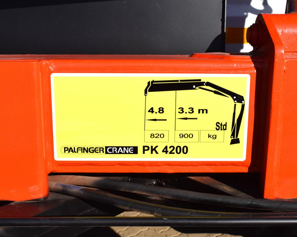 2021 Tata LPT 1216 DROPSIDE & CRANE TRUCK