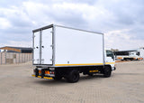 2009 Nissan UD 40 Volume Body Truck