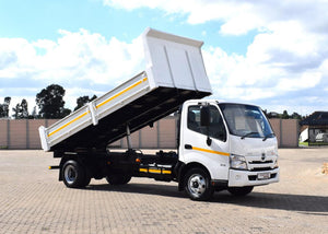 2017 Hino 300 Series 915 LWB (BA3) TIPPER TRUCK