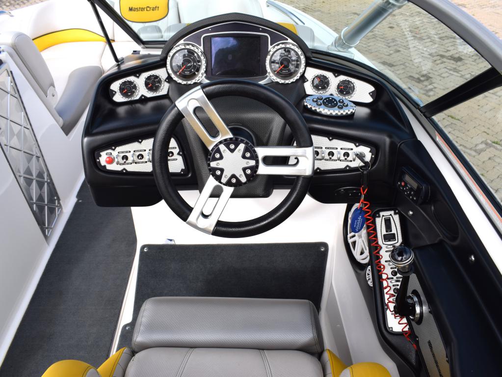 2008 Mastercraft X-25 Boat