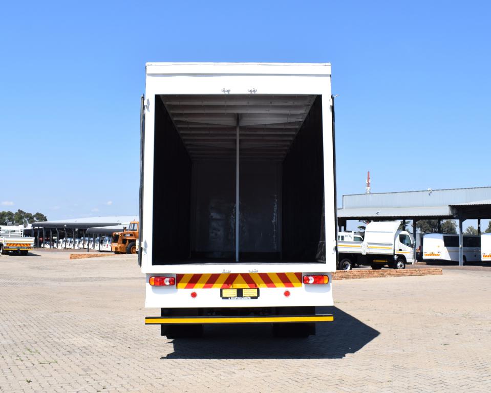 2024 UD CRONER PKE 250 Curtain Side Truck