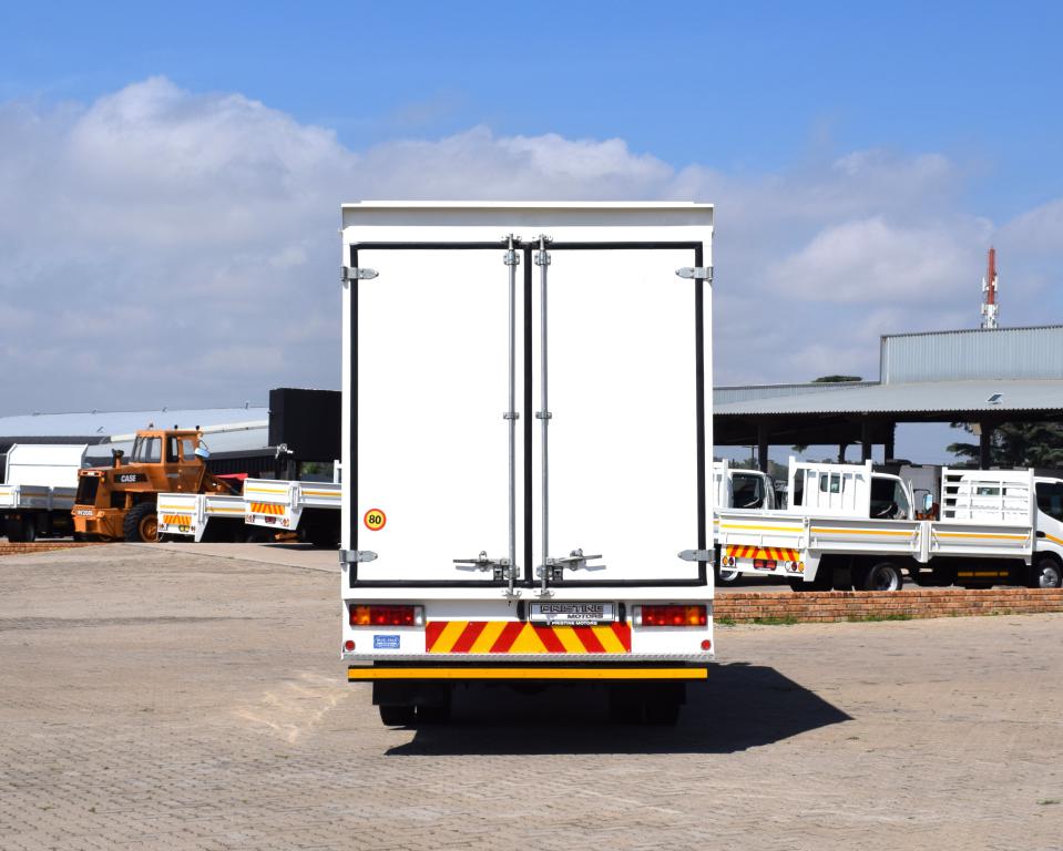 2024 UD KUZER RKE 150 VOLUME BODY TRUCK