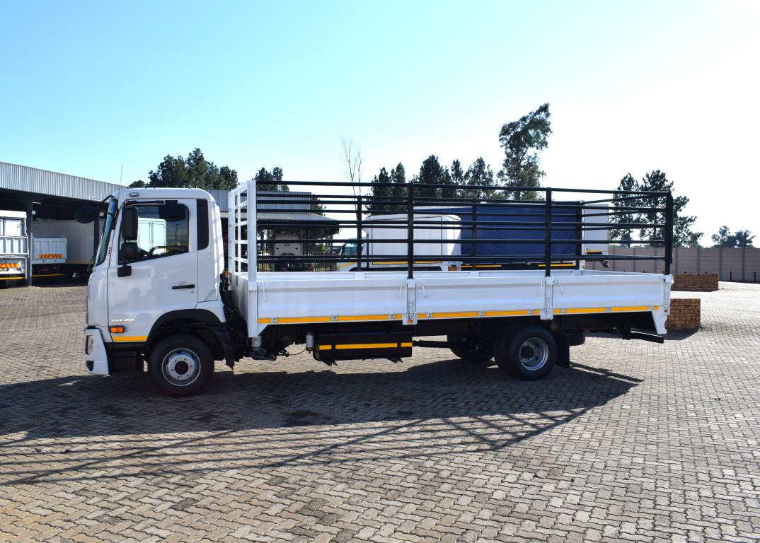 2021 UD Croner MKE 210 (H40) 4X2 DROPSIDE AUTO