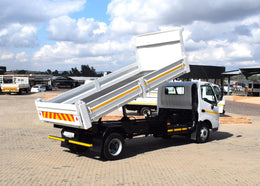 2017 Hino 300 Series 915 LWB (BA3) TIPPER TRUCK
