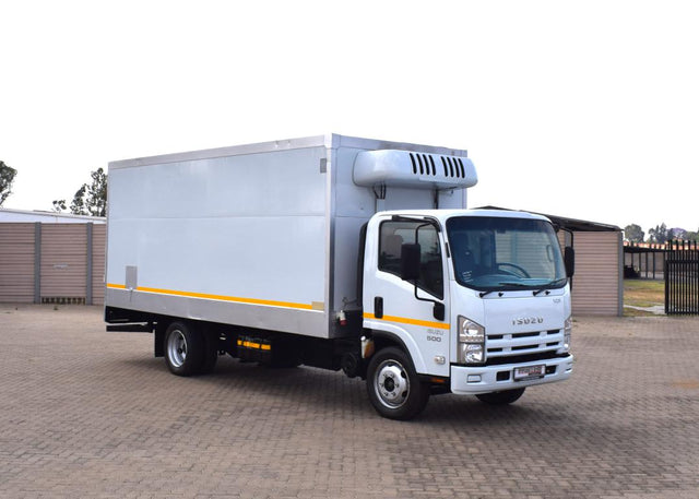 2012 Isuzu NQR 500 AMT REFRIGERATED BODY