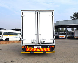 2015 Toyota Dyna 4-093 VOLUME BODY TRUCK