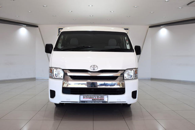 2014 Toyota Quantum 2.7 GL 10-seater