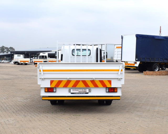 2017 Isuzu NPR 400 AMT DROPSIDE TRUCK