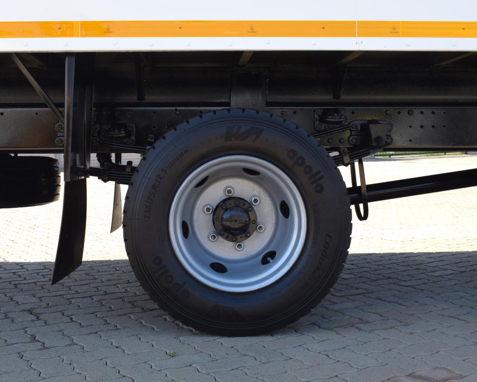 2024 UD KUZER RKE 150 VOLUME BODY TRUCK