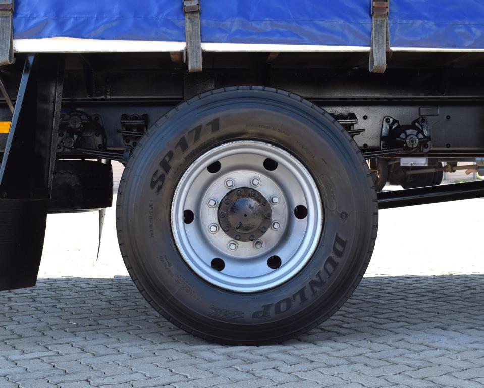 2015 Nissan UD 80 CURTAIN SIDE TRUCK