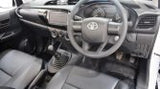2023 Toyota Hilux 2.0 S (aircon)