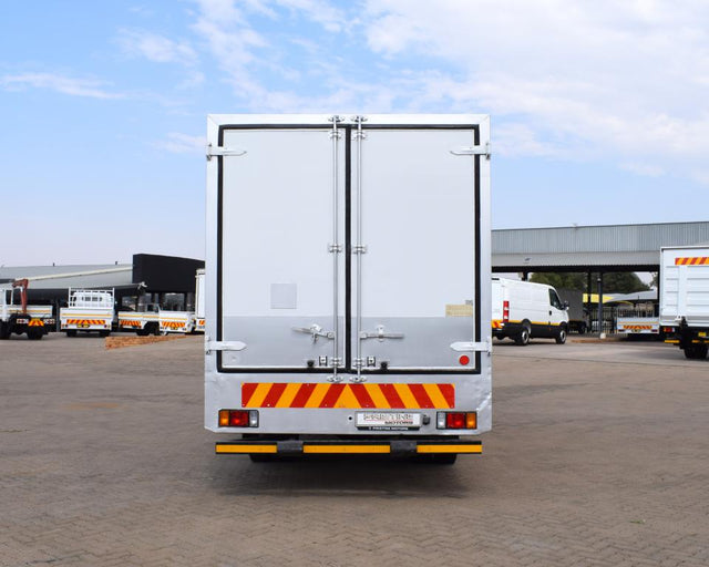 2012 Isuzu NQR 500 AMT REFRIGERATED BODY