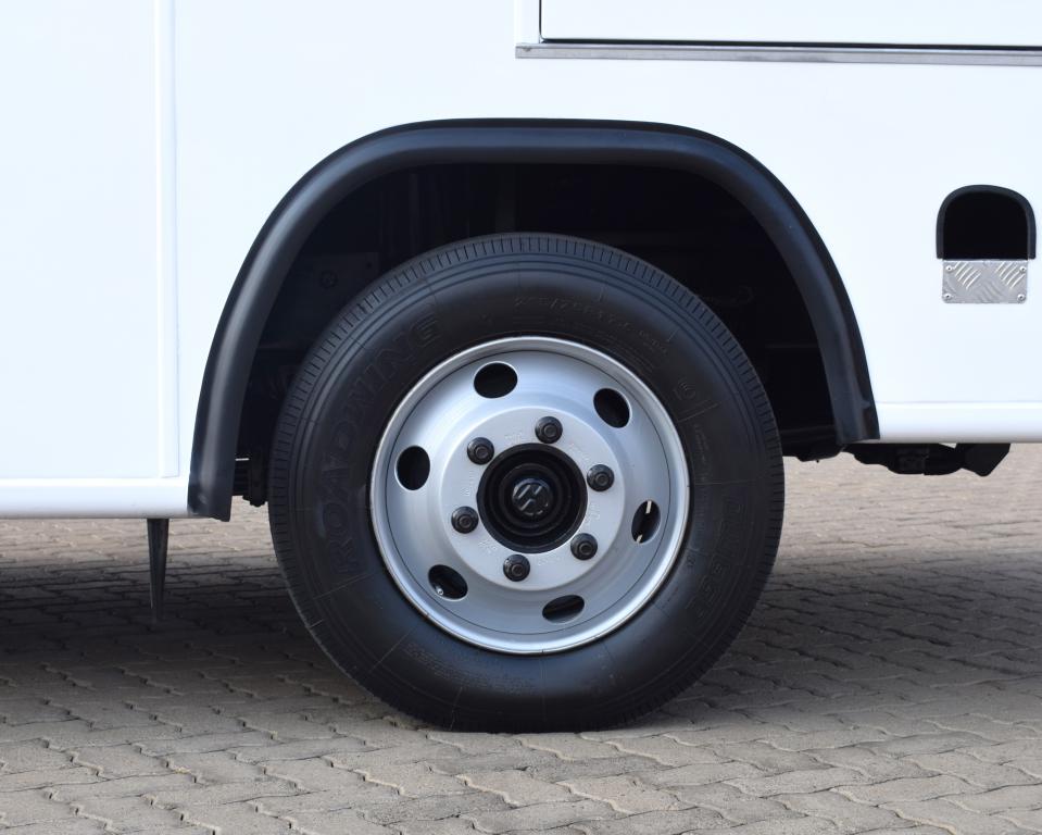 2016 VW volksbus 9.150 37-SEATER BUS