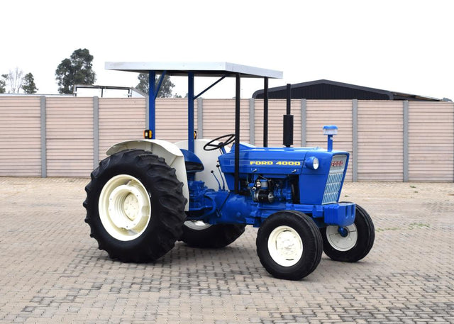 Ford 4000 TRACTOR