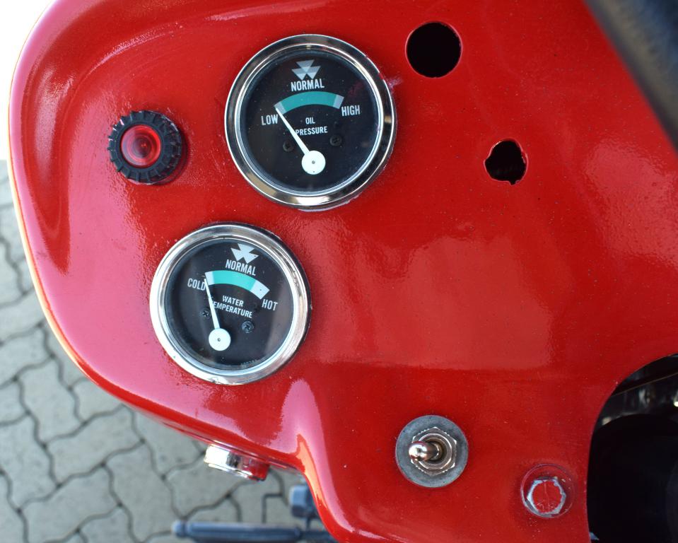 1977 Massey Ferguson 135 TRACTOR