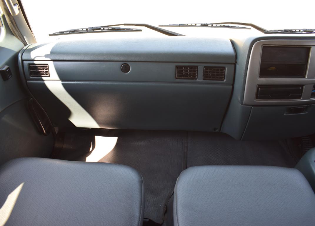 2015 Nissan UD 80 CURTAIN SIDE TRUCK