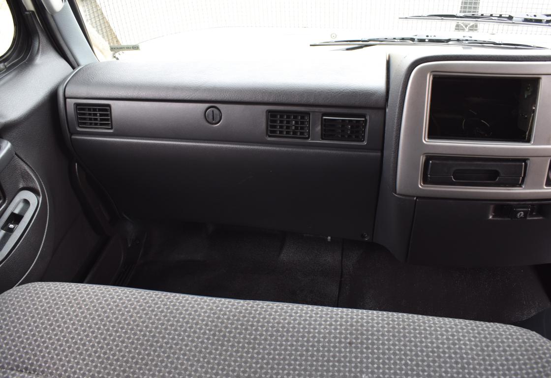 2024 UD KUZER RKE 150 VOLUME BODY TRUCK