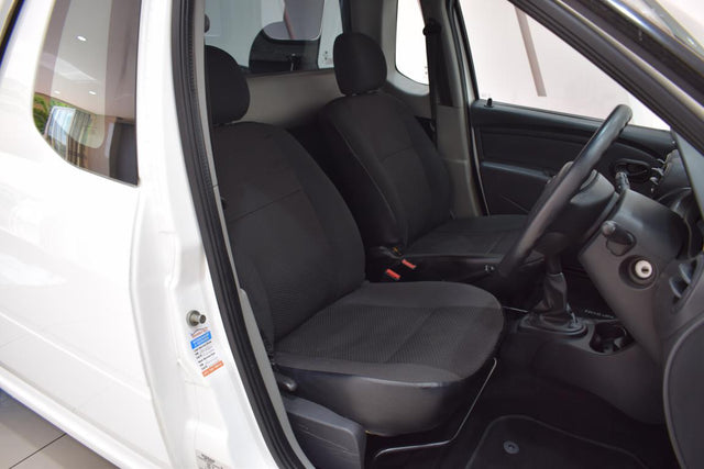 2019 Nissan NP200 1.6i (Aircon) Safety Pack